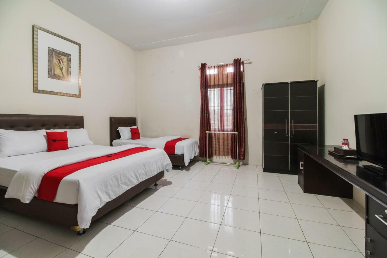 Reddoorz Syariah Near Fort Marlborough Bengkulu Zewnętrze zdjęcie